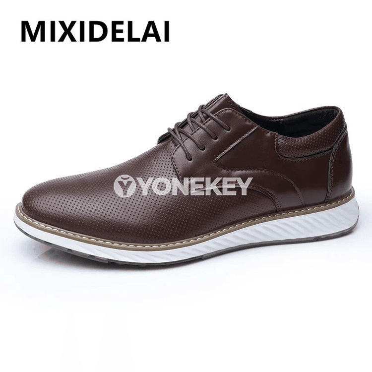Erkekler üçin pu köwüşli klassik oxfords — ýaz güýz üçin