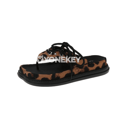 Zenanlar üçin leopardly tomus platformaly sandallar