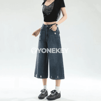 Zenanlar üçin ýeňil giň balak jinsy, tomusky rahat model