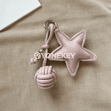 DIY sumka üçin elde ýasalan ýyldyzly açar halka, ajaýyp bezeg