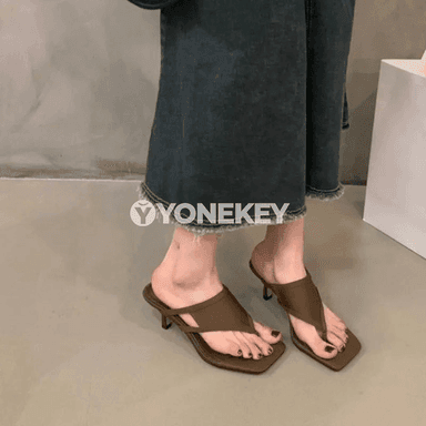 Dem alýan kesikli zenan sandal — tomusky, pes ökjeli