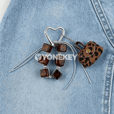 Retro leopard nagly nyşkly açarlik asylgysy, ýeňil sumka bezegi