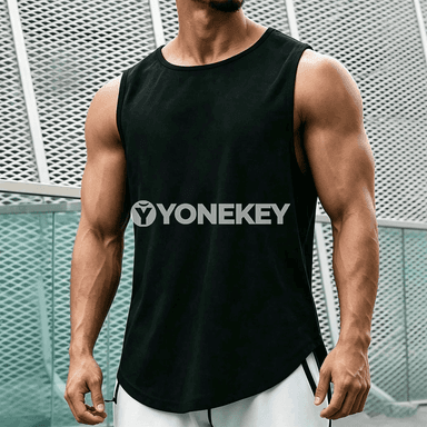 Erkekler üçin ýeňil, der emdirýän ýeňsiz sport maýkasy