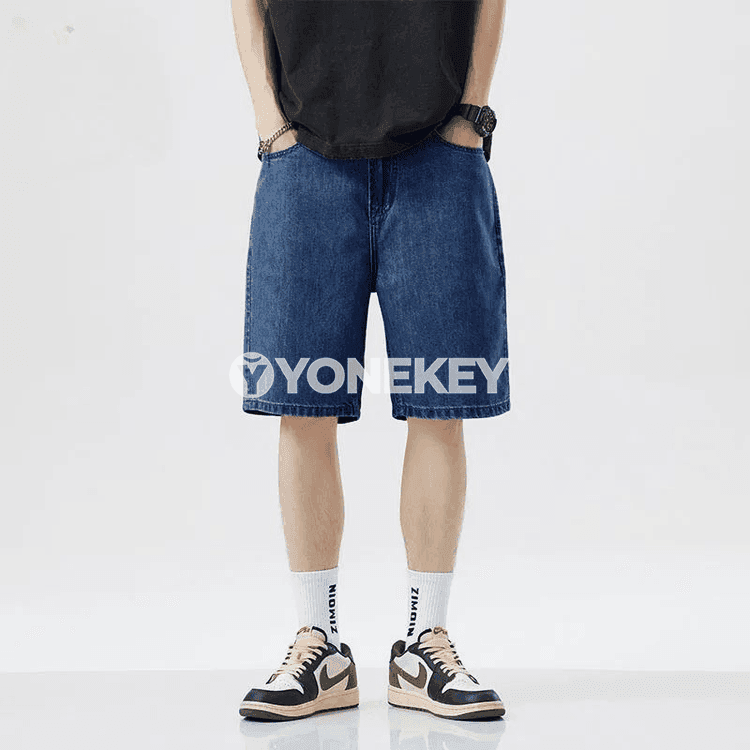 Erkekler üçin ýazky retro denim şortikler, giň kesimli we amatly