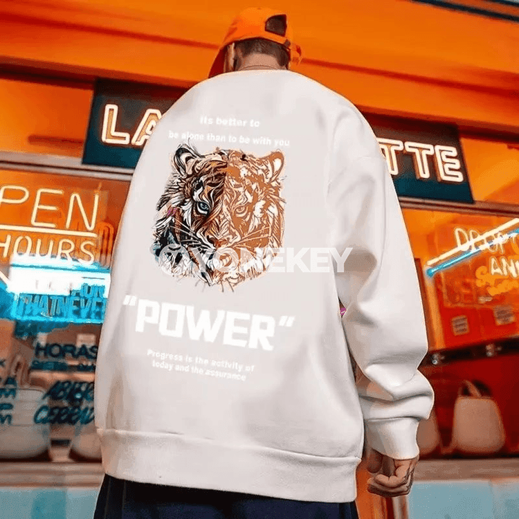 Erkekler üçin giň kesimli, ýumşak retro ýolbars çaply sweatshirtdi