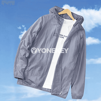 Erkekler üçin ýeňil kapşonly çalt guradyjy tomus jaket
