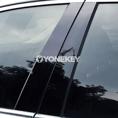 Toyota Camry 2018-2022 üçin uglerod bezegli penjire sütüni örtükleri