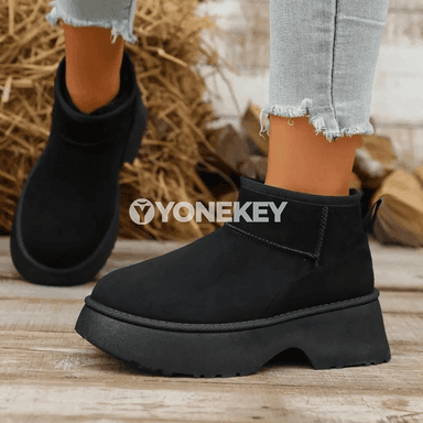 Zenanlar üçin platformaly gyş etikleri, süet, ýyly içlikli
