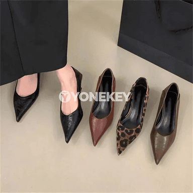 Zenanlar üçin ýokary ökjeli leopardly salon köwşügi