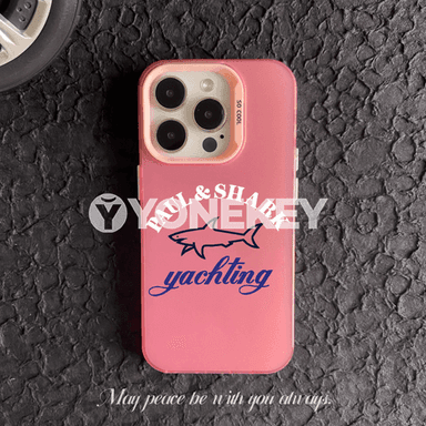 iPhone modelli telefonlar üçin ajaýyp dizaýnly çehollar.
