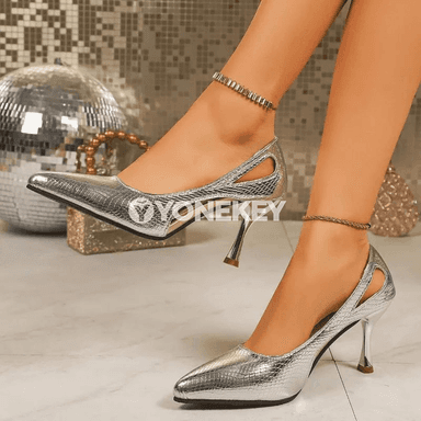 Zenanlar üçin inçe ökçeli dabara köwüşleri, ýiti burunly elegant model