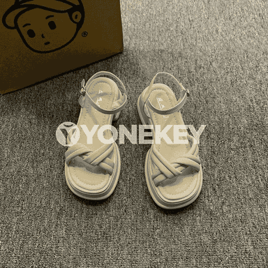 Gyzlar üçin niýetlenen basanoşka