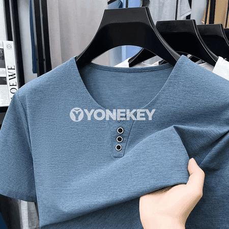 Erkekler üçin ýeňil, dem alýan slim fit henli futbolka