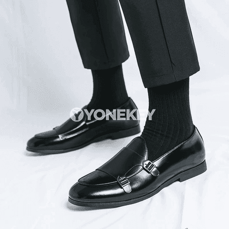 Erkekler üçin amatly deri slip-on loafer köwüşler