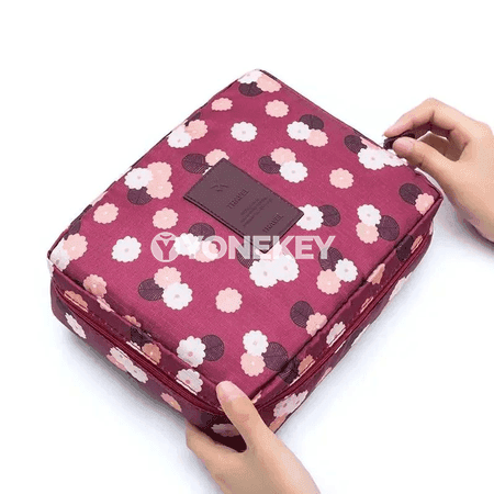 Suw geçirmeýän kosmetika sumkasy, syýahat üçin makiýaj serişde gurnaýjy