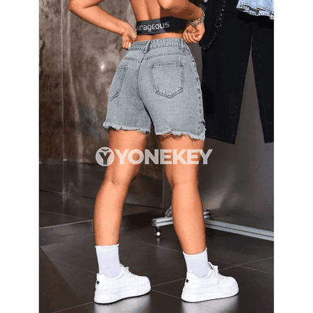 Zenanlar üçin tomuslyk denim şortik, ýyrtyk görnüşli