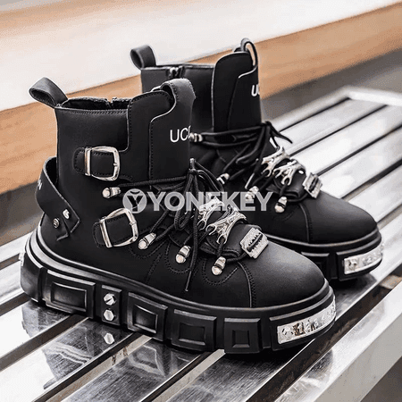 Erkekler üçin punk stildäki ýokary boýunly deri ädikler, slipga garşy