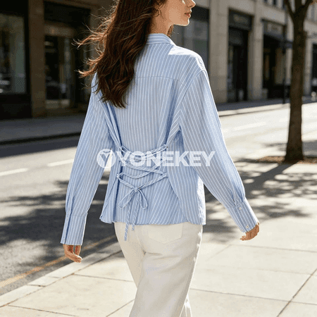 Zenanlar üçin zolakly köýnek-bluza, bogunly ýeňli, sypaýy stil