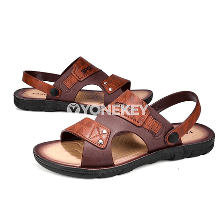 Erkekler üçin ýazky deri sandal, açyk barmakly, gulply